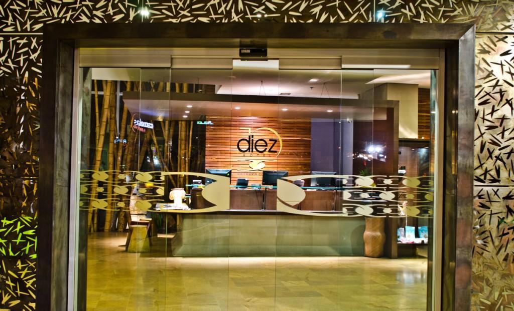Diez Hotel Categoria Colombia Медельин Интерьер фото